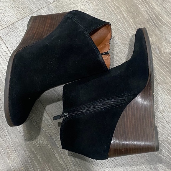 Lucky Brand Shoes - Lucky Boots size 8